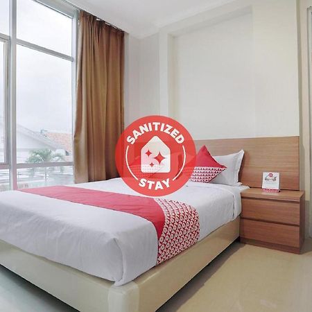 Oyo 415 The Kartini 8 Residence Jakarta Exterior photo