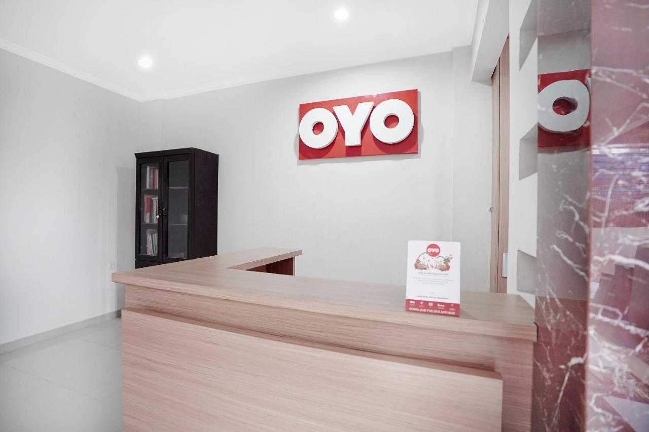 Oyo 415 The Kartini 8 Residence Jakarta Exterior photo