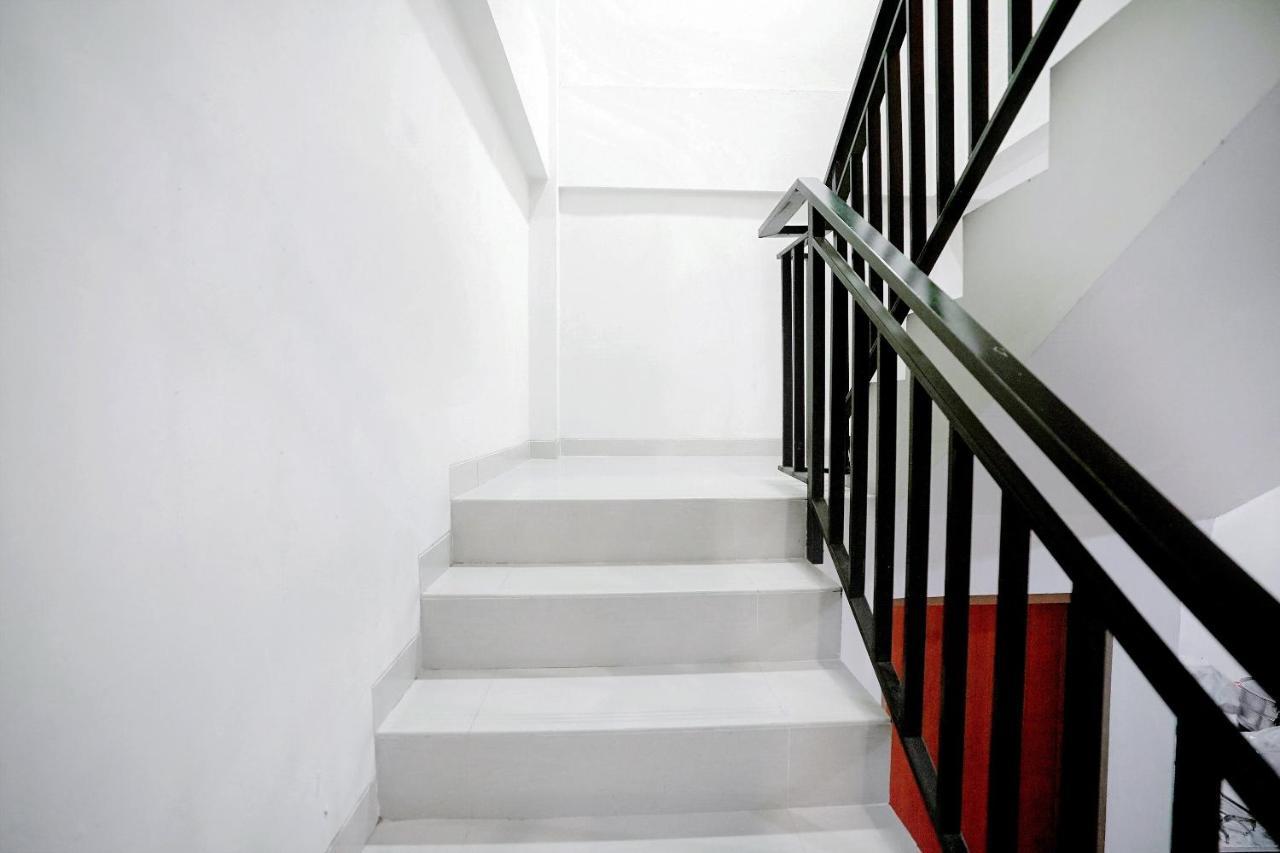 Oyo 415 The Kartini 8 Residence Jakarta Exterior photo