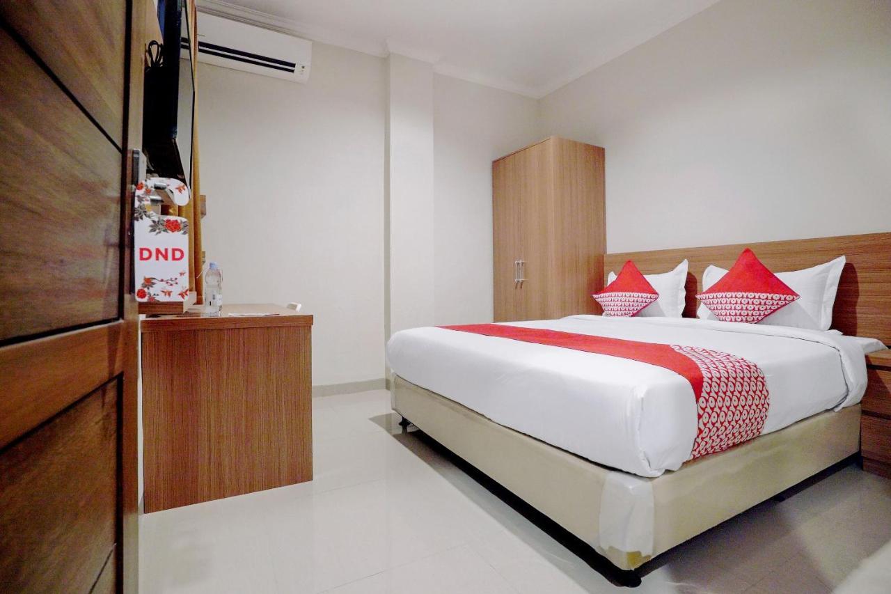 Oyo 415 The Kartini 8 Residence Jakarta Exterior photo