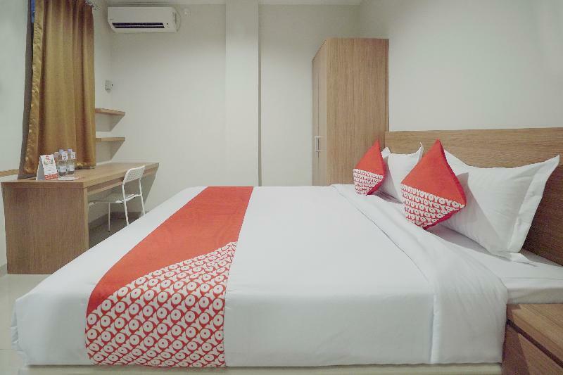 Oyo 415 The Kartini 8 Residence Jakarta Exterior photo
