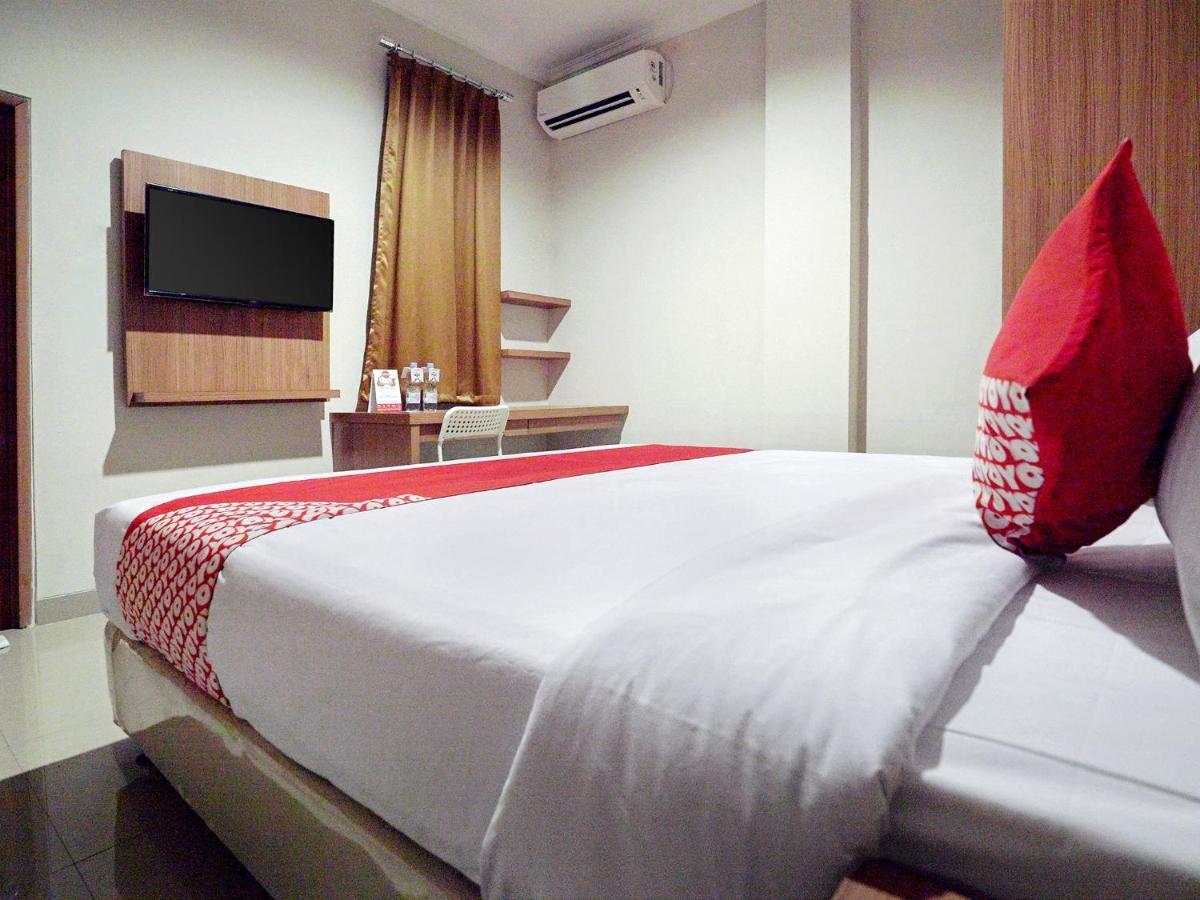 Oyo 415 The Kartini 8 Residence Jakarta Exterior photo
