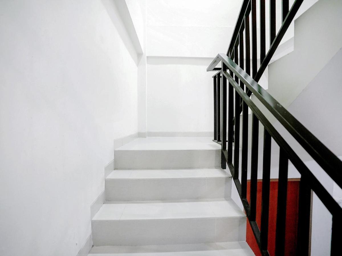 Oyo 415 The Kartini 8 Residence Jakarta Exterior photo