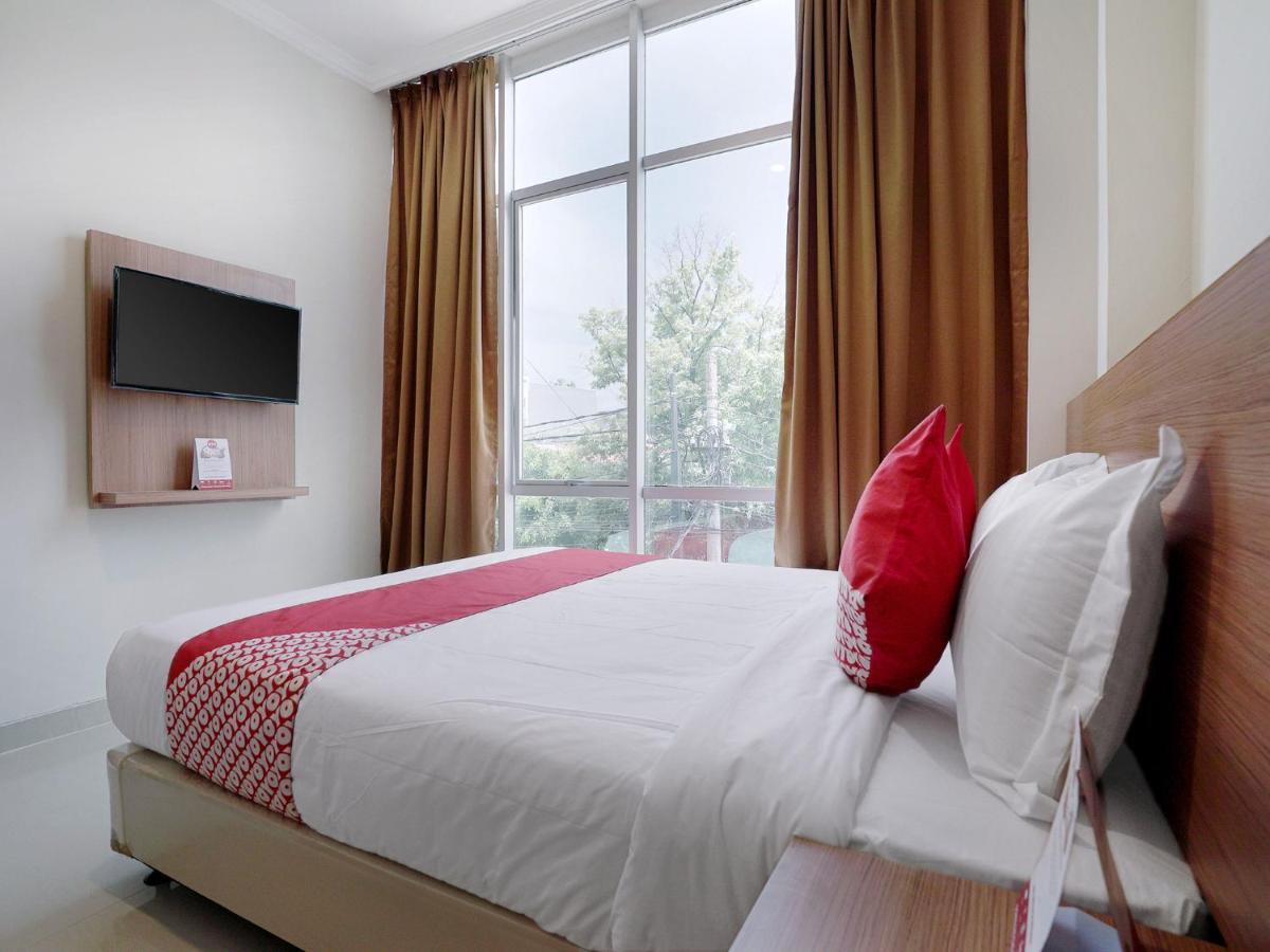 Oyo 415 The Kartini 8 Residence Jakarta Exterior photo